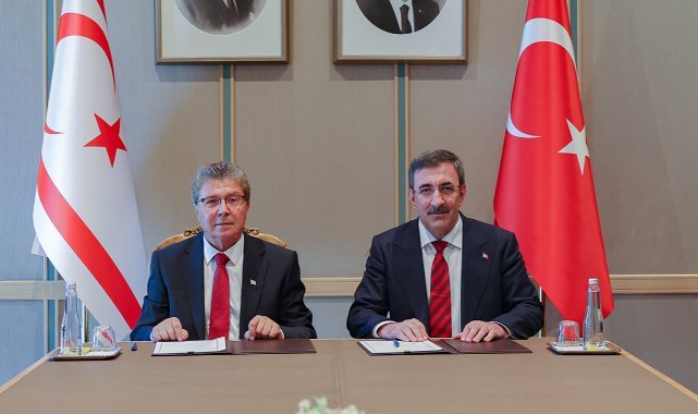 Cumhurbaşkanı Yardımcısı Yılmaz, KKTC Başbakanı Üstel ile bir araya geldi