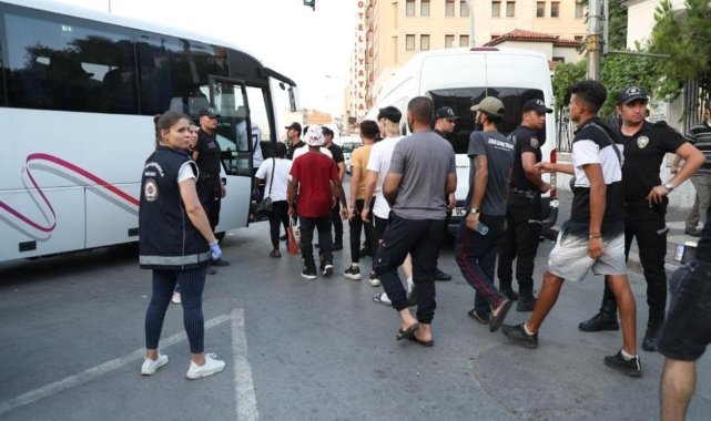 Düzensiz göçmen operasyonu: 200 düzensiz göçmen yakalandı