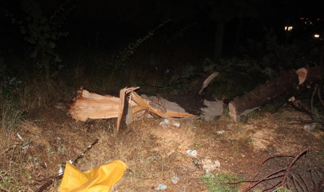 Fırtına Alaşehir'i savaş alanına çevirdi