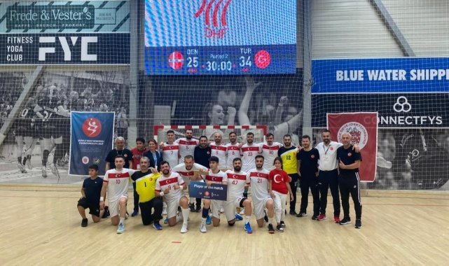 Hentbolda milliler, Danimarka'yı 34-25 mağlup etti