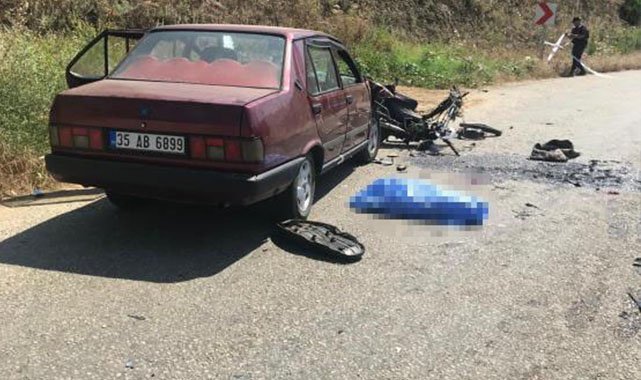 İzmir’de otomobille çarpışan motosiklet sürücüsü öldü