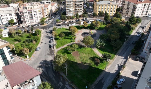 İzmir’in en büyük yatırımı sürüyor: Buca Metrosu’nun yapımında ağaçlara özel koruma
