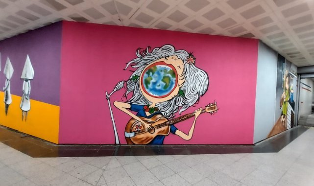 İzmir metro istasyonlarında “Eşitlik Koridorları”