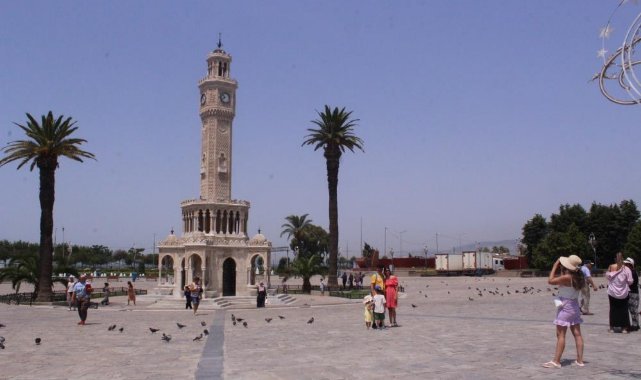 İzmir yılın en sıcak gününü yaşıyor