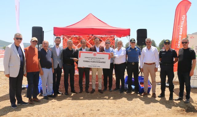 Kırmızı altına ‘Tescil Töreni’ yapıldı: Torbalı modeli tescillendi