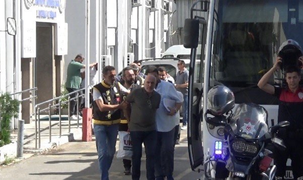 Oto galerici çetesi operasyonunda şüpheliler adliyede