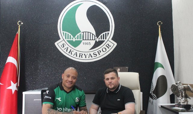 Sakaryaspor, Dino Ndlovu'yu kadrosuna kattı