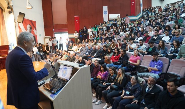 Türkiye’nin yeni nesil ziraat mühendisleri ve peyzaj mimarları EÜ Ziraat Fakültesinde yetişiyor