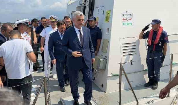 Bakan Bolat, İskenderun Limanı’nda incelemelerde bulundu