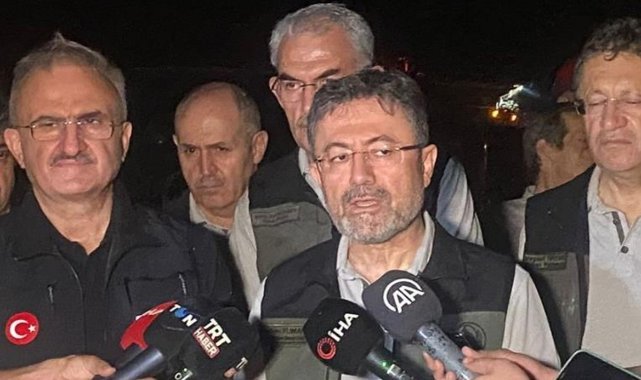 Bakan Yumaklı: 'Yaklaşık 1500 hektar alan etkilendi'