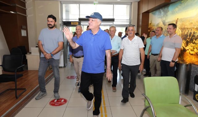 Başkan Engin, görevine alkışlarla döndü