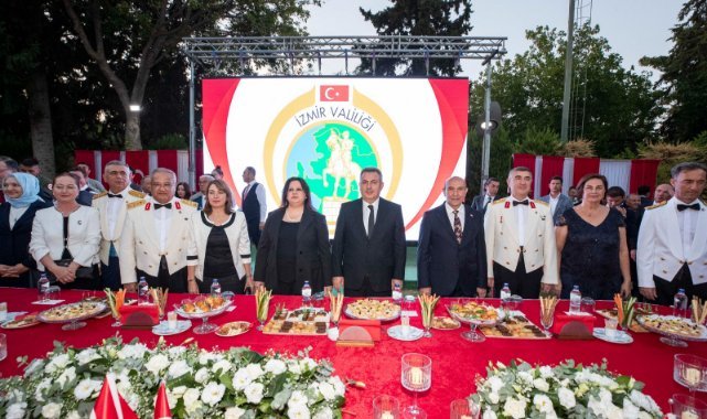 Başkan Soyer 30 Ağustos Zafer Bayramı resepsiyonuna katıldı