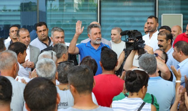 Bayraklı’da yüzleri güldüren ek protokol: En düşük maaş 22.466 TL oldu