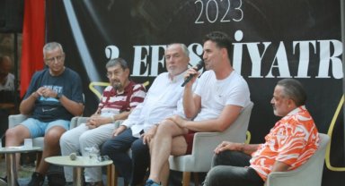 Efes Tiyatro Festivali'nde Ustalara Saygı Kuşağı