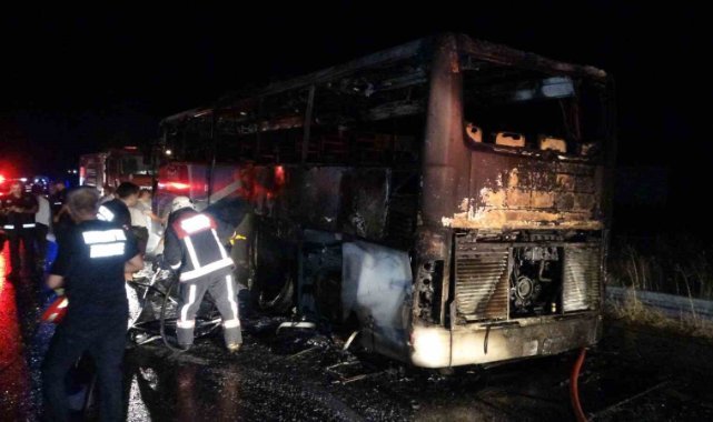 Facianın eşiğinden dönüldü: yolcu otobüsü alev alev yandı