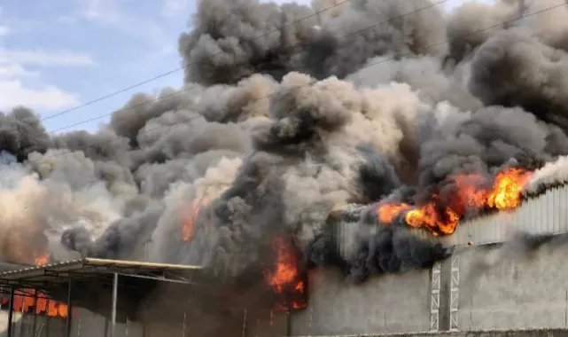 İnegöl’de büyük fabrika yangını