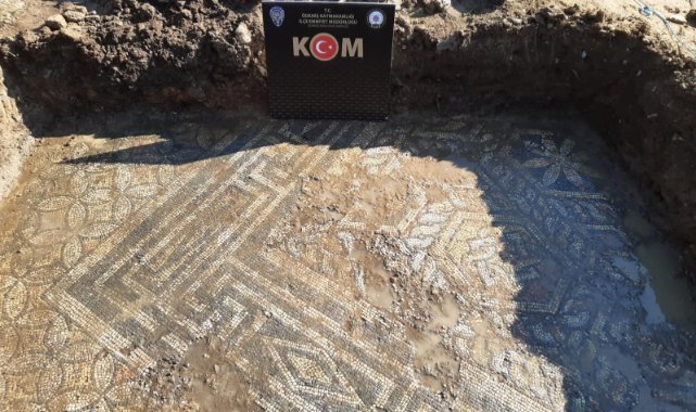İzmir'de polisin mozaik bulduğu bölge sit alanı ilan edildi