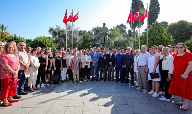 İzmir’in ilçelerinde coşkulu 30 Ağustos kutlaması