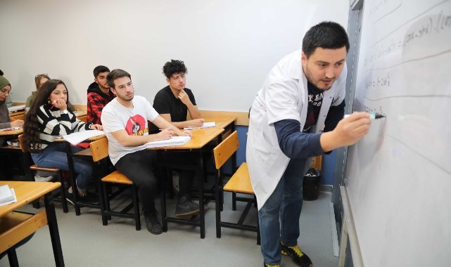 Sosyal etkinlik merkezinde ön kayıtlar başladı: “Eğitimde marka kent olacağız”