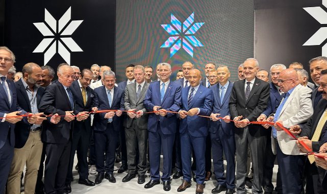 Ticaret Bakanı Bolat: “Üretimin ve yatırımın yanında yer alacağız”