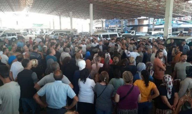Torbalı’da grev kararı alan pazarcılar tezgah kapattı