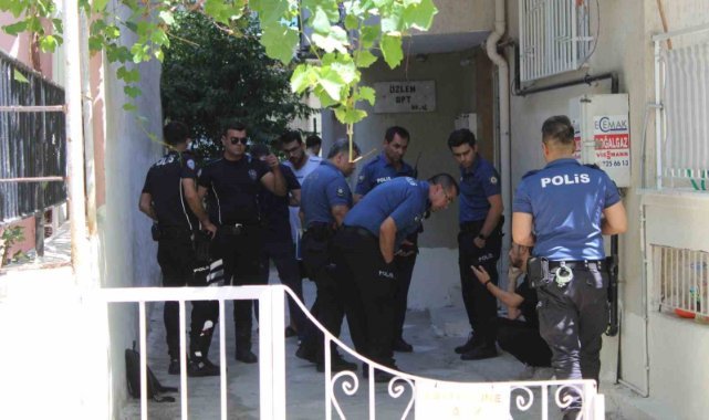 Yüksek lisans öğrencisi evinde ölü bulundu