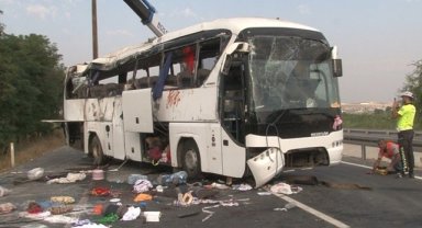 Düğün yolculuğu facia ile sonuçlandı