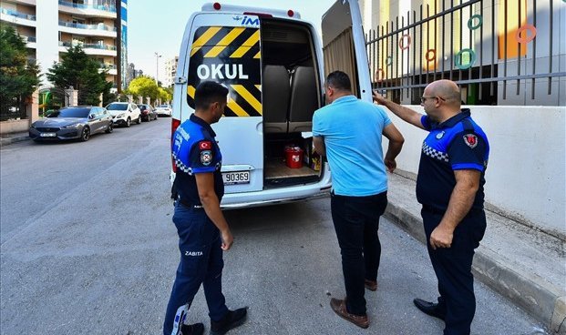 İzmir Büyükşehir Belediyesi’nden okul servislerine denetim