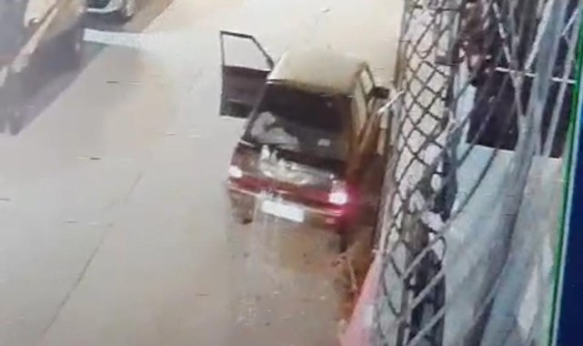 Şanlıurfa’da el freni çekilmeyen otomobil sürücüsüne kabusu yaşattı