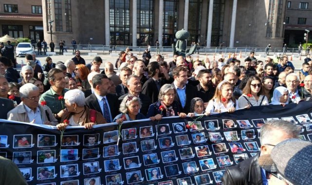 Ankara Garı saldırısında hayatını kaybedenler 8.yılında törenle anıldı