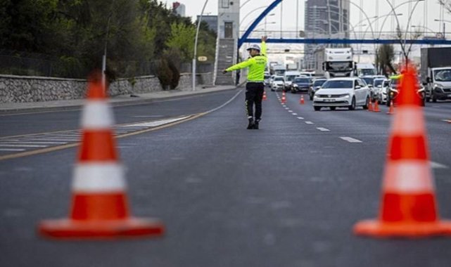 İzmir trafiğine bisiklet yarışı ayarı: Pazar günü bazı yollar trafiğe kapanacak