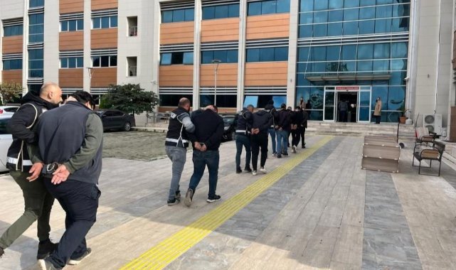İzmir'de eğlence mekanındaki silahlı kavgayla ilgili tutuklu sayısı 8'e yükseldi