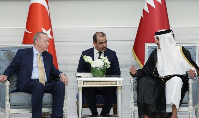 Cumhurbaşkanı Erdoğan, Katar Emiri Al Thani ile bir araya geldi