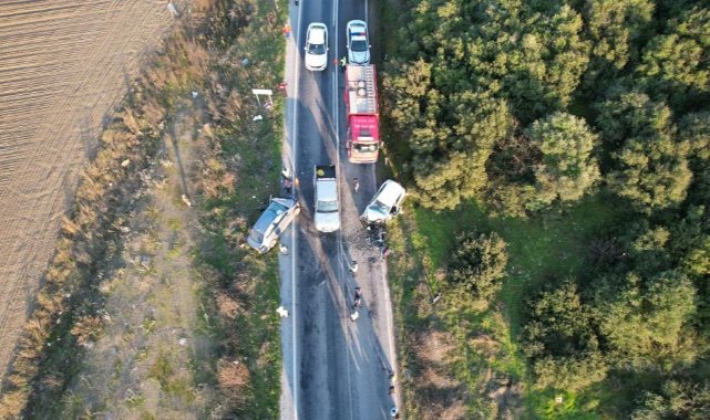 Kafa kafaya çarpıştılar ortalık savaş alanına döndü: 2 yaralı