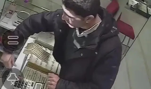 Kuyumcudan altın künye çaldı