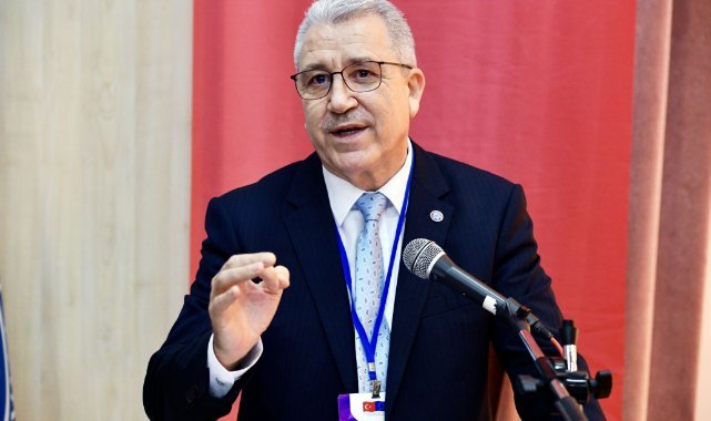 Rektör Prof. Dr. Budak “Tohum bir milli güvenlik meselesidir”