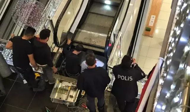 Yürüyen merdivenlerde düşen 1.5 yaşındaki Mert Ali'nin parmakları koptu