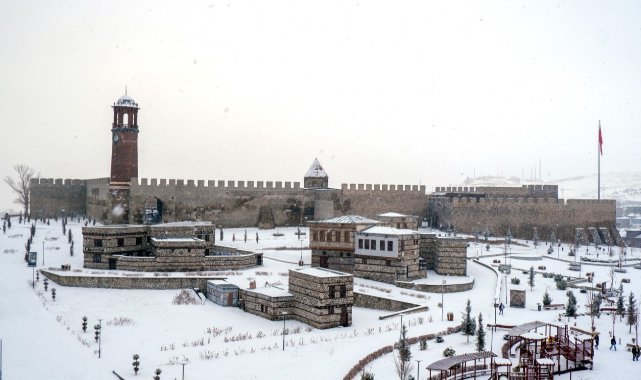 Erzurum’dan kar manzaraları