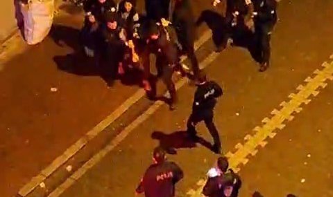 Esenyurt’ta komşuların ev taşlamalı kavgasına polis müdahalesi