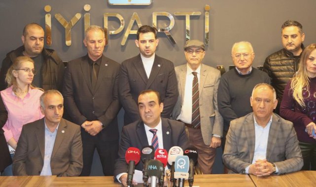 İYİ Parti İzmir İl Başkanı görevden alındı