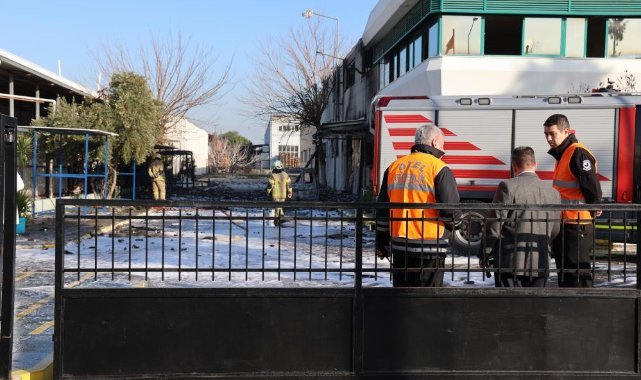 İzmir’deki yangın faciasında ölü sayısı 2’ye yükseldi