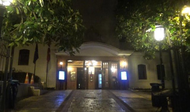İzmir Tarihi Asansör yakınında insan kemikleri bulundu