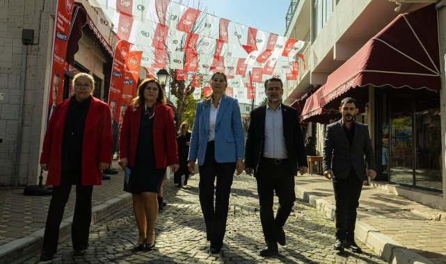 AK Parti Güzelbahçe Adayı Bucaklıoğlu: "15 yılda yapamadıklarını 5 yılda yapacağım"