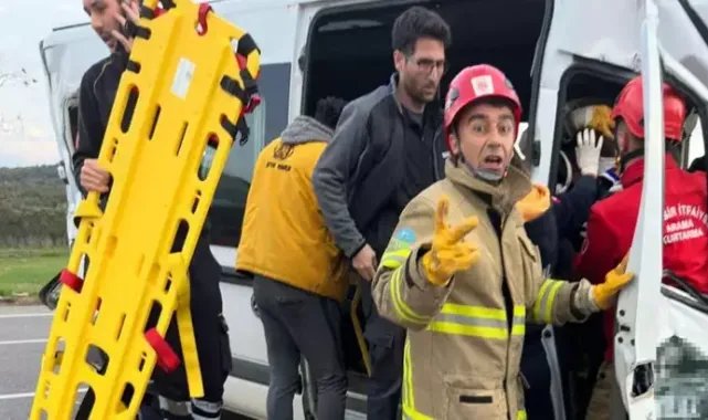 Ayvalık'ta fabrika işçilerinin taşındığı servis ile TIR çarpıştı