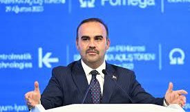 Bakan Kacır: Türkiye, yatırımcılar için karlı ve güvenilir bir adrestir