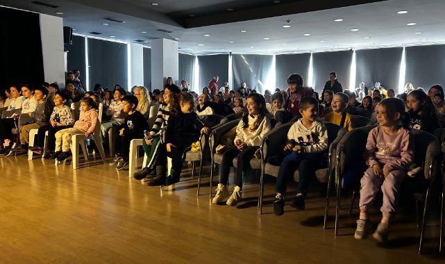 Bornovalı minikler tatilde eğlenceye doydu