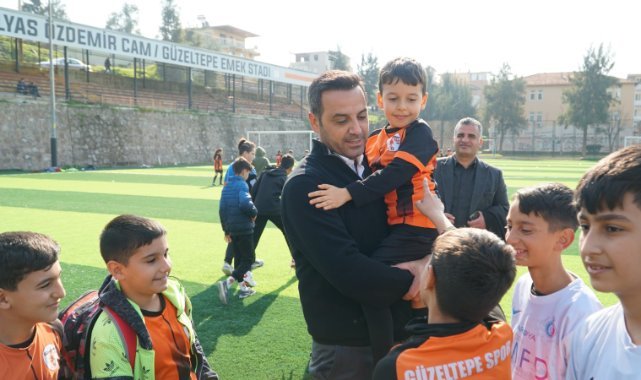 CHP Belediye Başkan Adayı Onur Emrah Yıldız; “Ruhlar amatör ama hepsi birer yıldız”