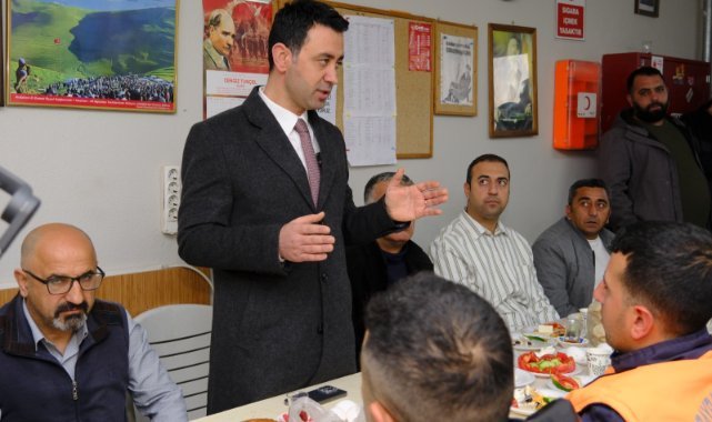 CHP'li Önal belediye emekçileriyle buluştu
