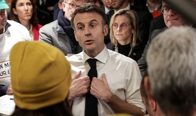 Fransız çiftçiler Macron’un katıldığı tarım fuarını bastı