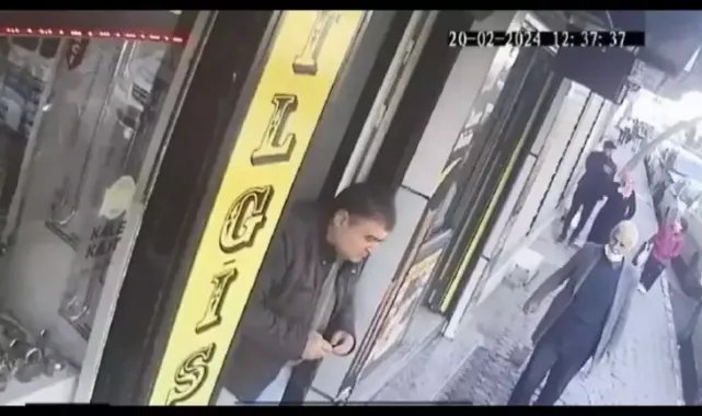 Gaziosmanpaşa'da üvey annesini sokak ortasında başından vurarak öldürdü
